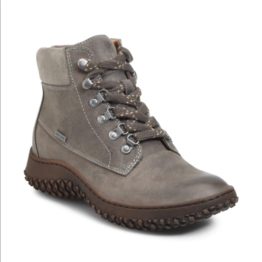 Sofft Amoret Lace-Up Boot in GREY, Size 8